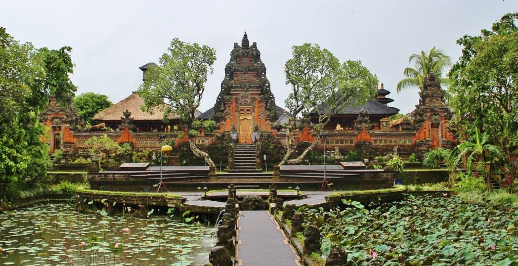 Taman-Saraswati-Ubud-temples de Bali