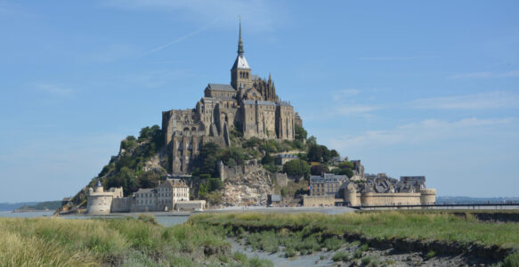 Mont-Saint-Michel : un îlot magique en Normandie